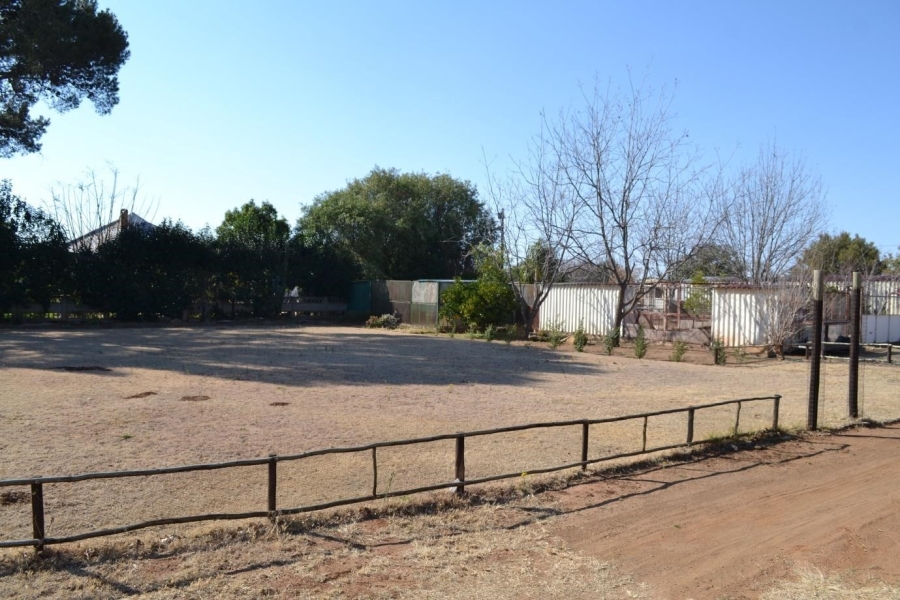 3 Bedroom Property for Sale in Theunissen Free State